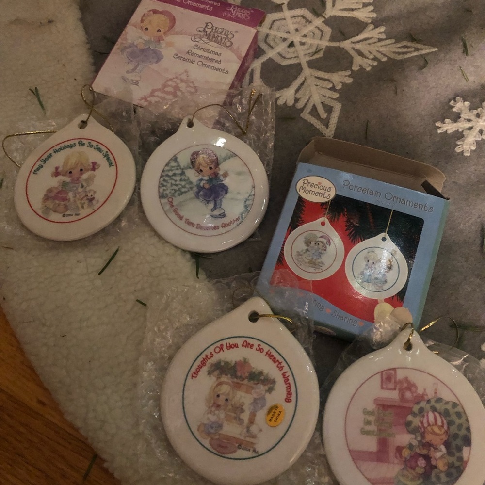 PM Ornaments